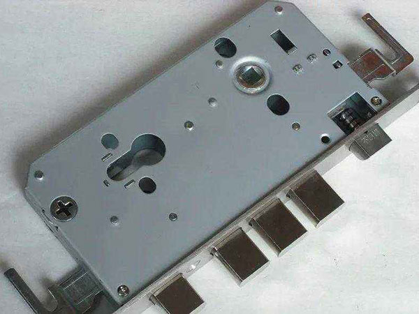 泸州市24小时上门开锁公司